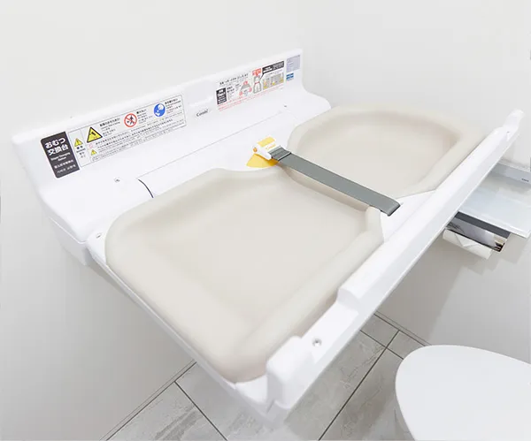 おむつ交換台